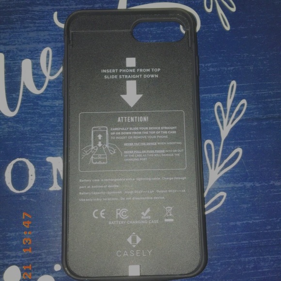 iPhone 6+/7+ Casely Charging case! - Picture 2 of 2